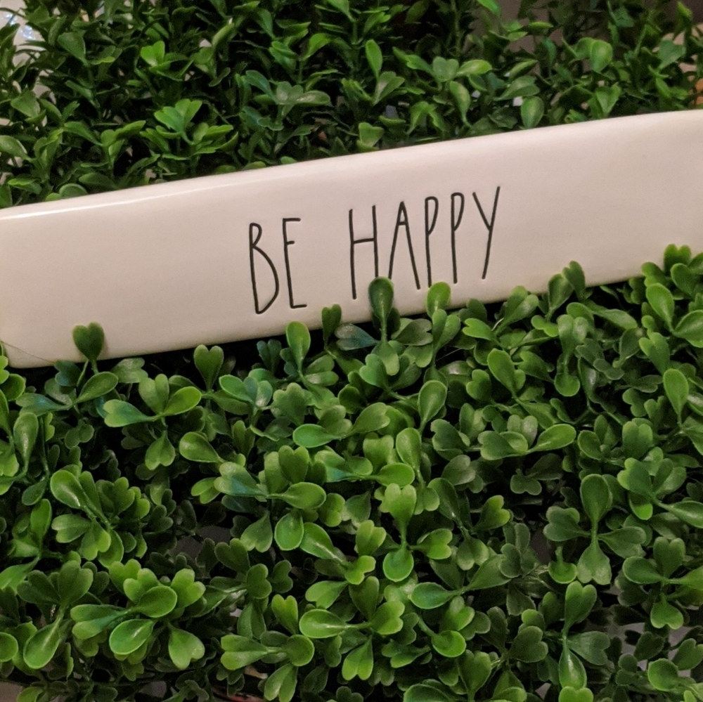 Rae Dunn Desk plaque "Be Happy"